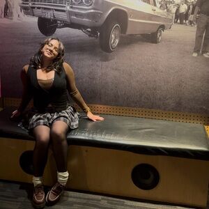 Meet your Posher, Kara